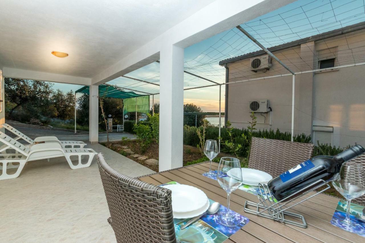 Apartment Ante Ražanj Екстериор снимка